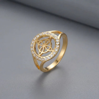 witches knot ring